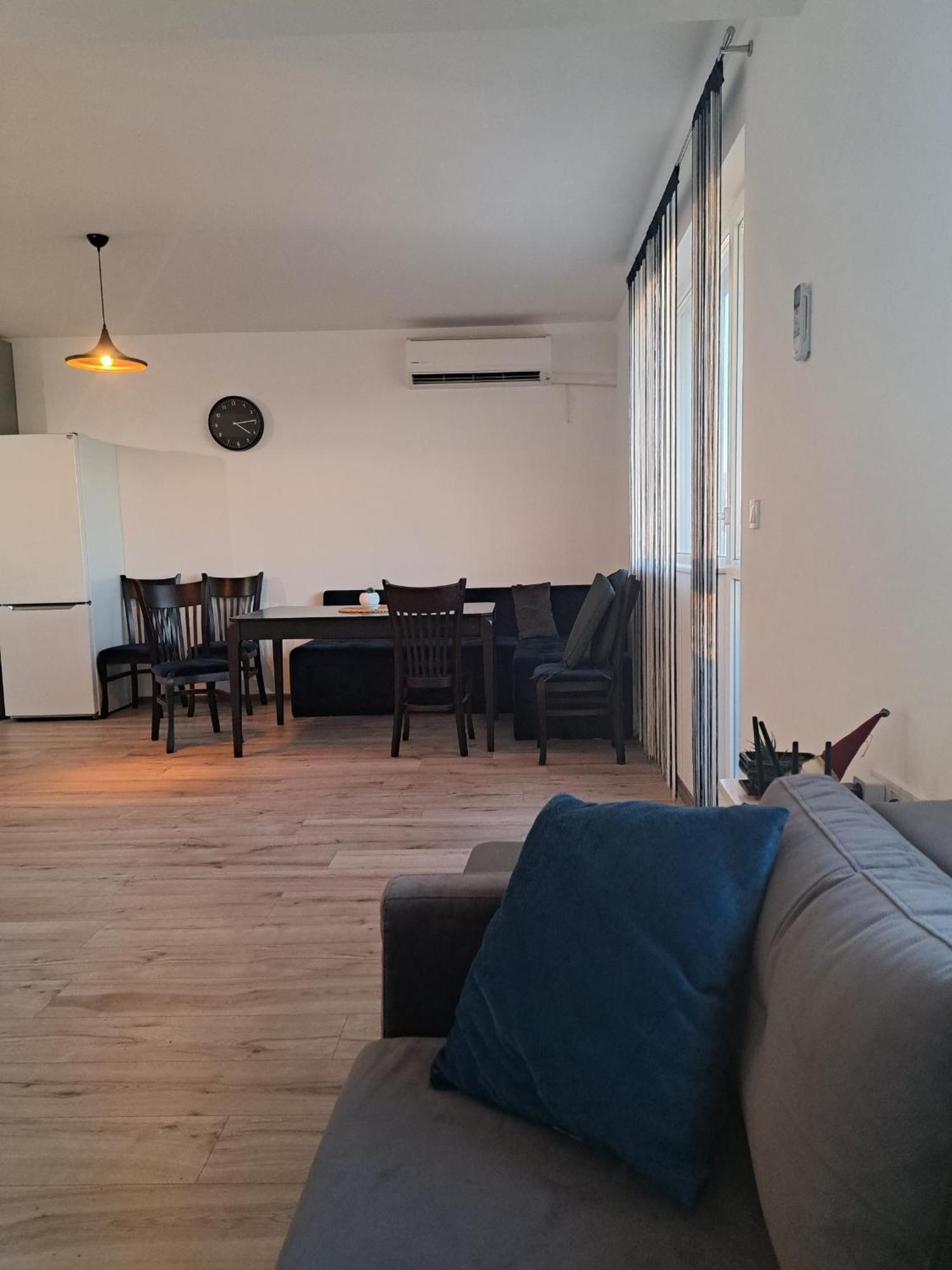 Turquoise By Rv Apartments Varna ภายนอก รูปภาพ